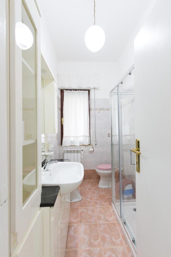 Casa Patrizia Acomodação com café da manhã Ascoli Piceno Exterior foto
