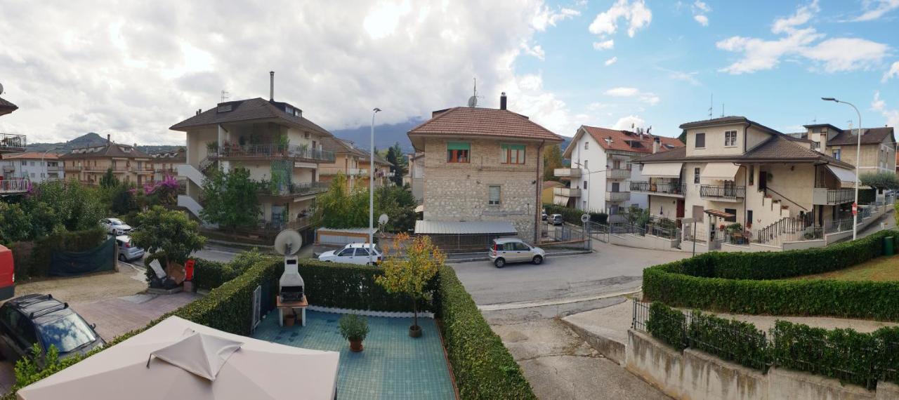 Casa Patrizia Acomodação com café da manhã Ascoli Piceno Exterior foto