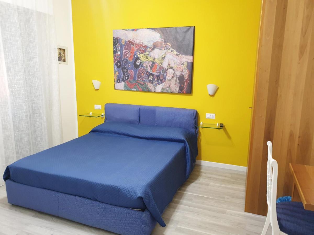 Casa Patrizia Acomodação com café da manhã Ascoli Piceno Exterior foto